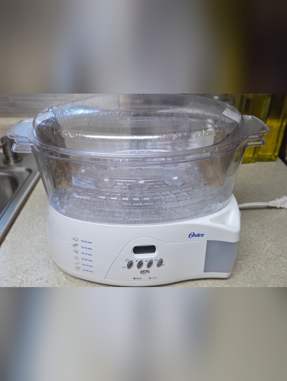 Oster Electric Food Dehydrator in Clear and White